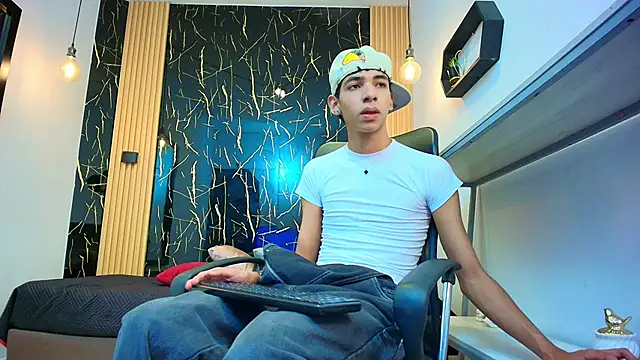 ValeriHot 1 online show from 04.28.26