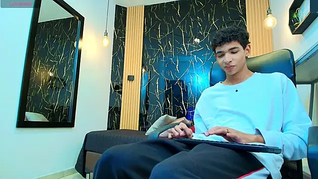 ValeriHot 1 online show from 04.30.26