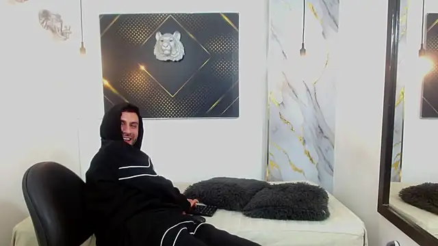 KingOfTemptation online show from 04.22.26