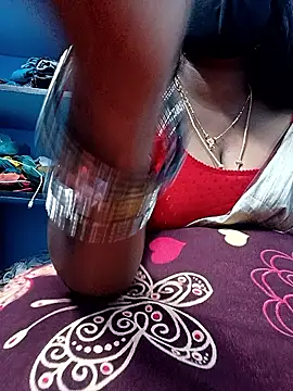 Snapshot of jothika45 chatting on 05.22.26 jothika45 online show from 05.22.26