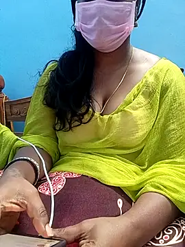 Snapshot of jothika45 chatting on 05.29.26 jothika45 online show from 05.29.26