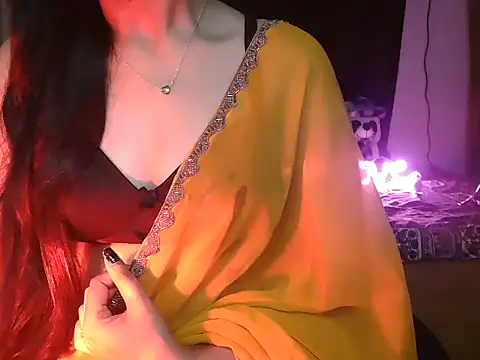 Sonam-kapur1 online show from 06.13.26