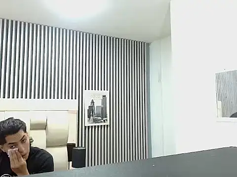 Alex Wolft online show from 05.17.26