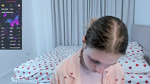 ErinnPieloch online show from 04.08.26