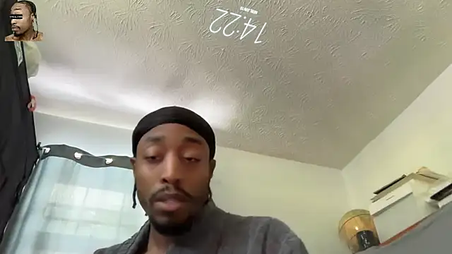 Snapshot of OneUp_Close chatting on 06.15.26 OneUp Close online show from 06.15.26