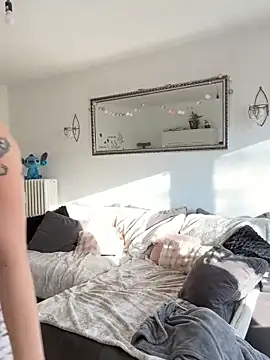 Fiebie licious  online show from 04.14.26