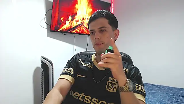 JUAN CAMILOXXX online show from 04.11.26