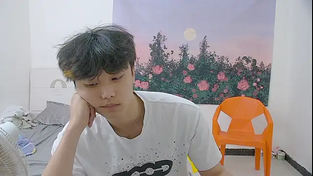 icecream-002 online show from 05.13.26