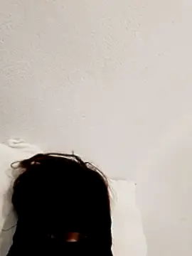 Snapshot of Fati-180 chatting on 03.12.26 Fati-180 online show from 03.12.26