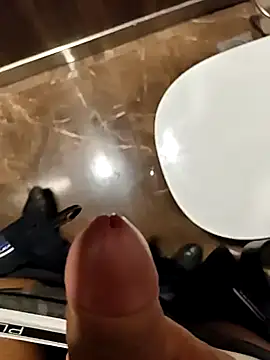 Andrealexander30 online show from 04.24.26