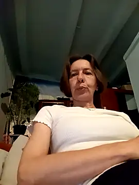 Snapshot of Tania9876 chatting on 05.01.26 Tania9876 online show from 05.01.26