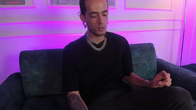 Skinny Mac online show from 06.04.26