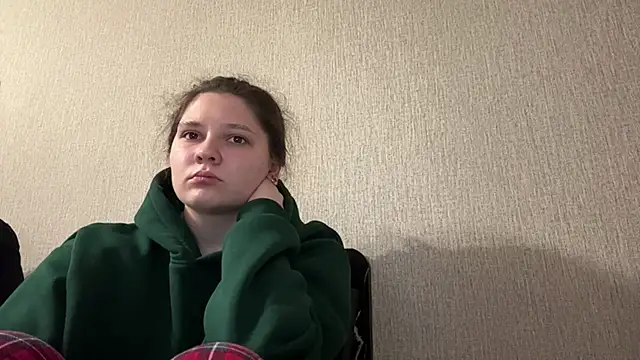 Emmiebutwihu online show from 04.10.26