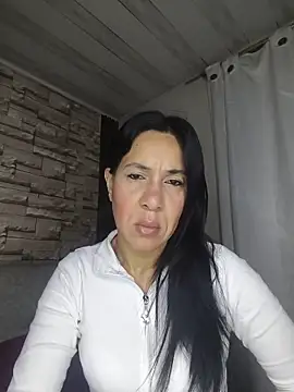 Snapshot of Camillemonroe_ chatting on 06.19.26 Camillemonroe online show from 06.19.26