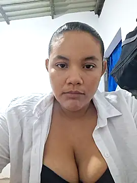 Snapshot of monicarokaforte chatting on 06.04.26 monicarokaforte online show from 06.04.26