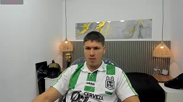 Snapshot of AlessandroFranco chatting on 05.09.26 AlessandroFranco online show from 05.09.26