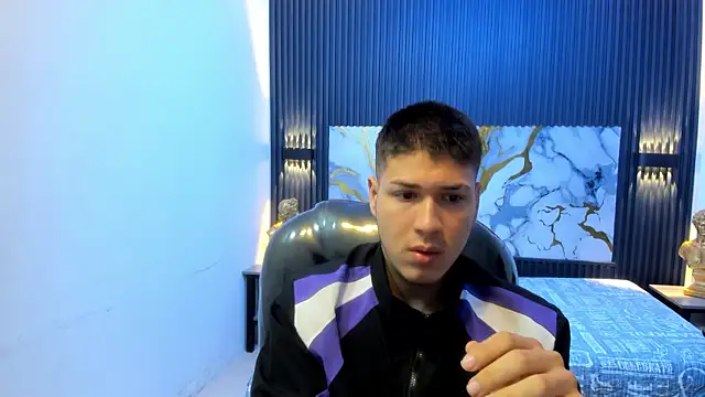 Snapshot of AlessandroFranco chatting on 06.25.26 AlessandroFranco online show from 06.25.26