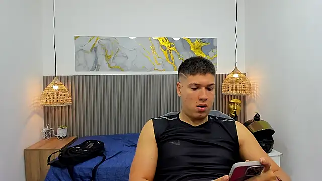 Snapshot of AlessandroFranco chatting on 07.07.26 AlessandroFranco online show from 07.07.26
