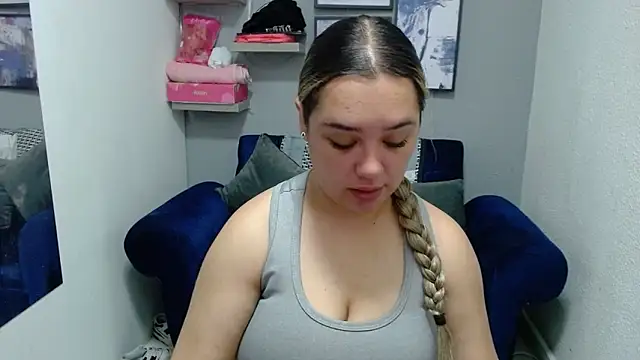 veronicaparkersex online show from 04.13.26