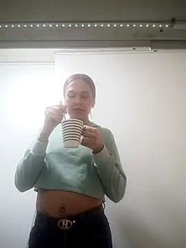 Alisson-Miller online show from 04.12.26