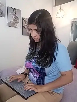 Liily Foxxy online show from 05.12.26