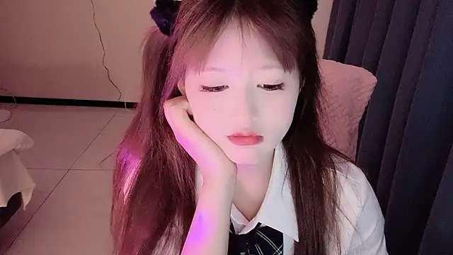 Snapshot of winnie-ww chatting on 05.01.26 winnie-ww online show from 05.01.26