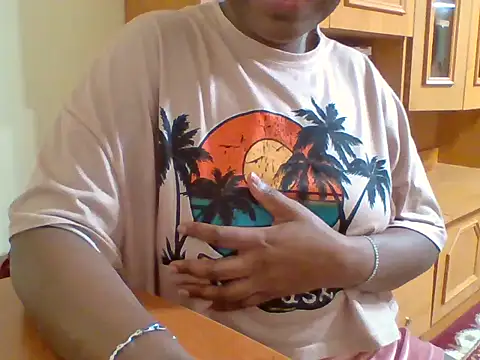 melaninebony2 online show from 03.25.26