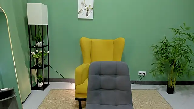 LeticiaRomano online show from 06.17.26