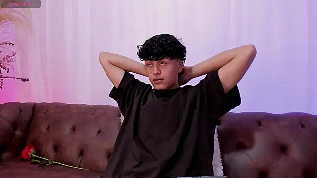 TeenBoy1  online show from 03.14.26