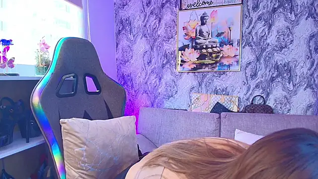 Snapshot of Katalina_Alvarezz chatting on 04.17.26 Katalina Alvarezz online show from 04.17.26