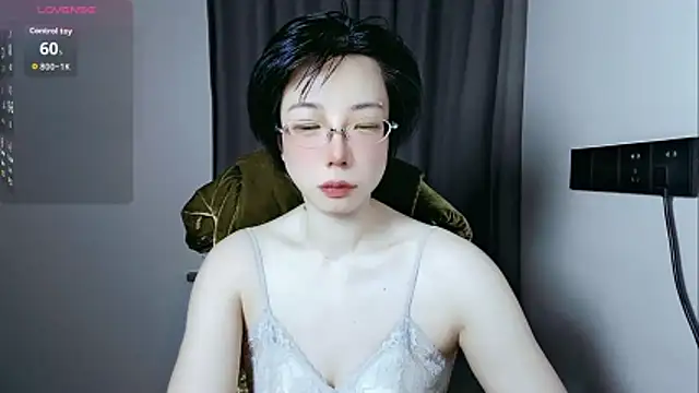 lin lin 520 520 online show from 05.18.26