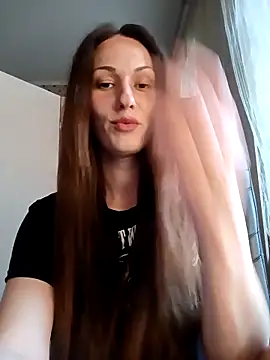 LunaCrystall online show from 04.05.26
