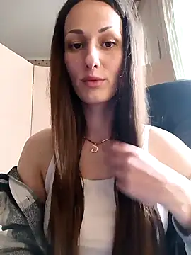 LunaCrystall online show from 04.23.26