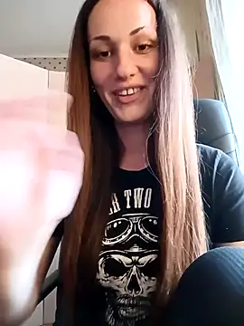 LunaCrystall online show from 05.05.26