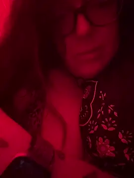 Snapshot of Astrid_XOXO chatting on 03.12.26 Astrid XOXO online show from 03.12.26