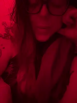 Snapshot of Astrid_XOXO chatting on 03.16.26 Astrid XOXO online show from 03.16.26