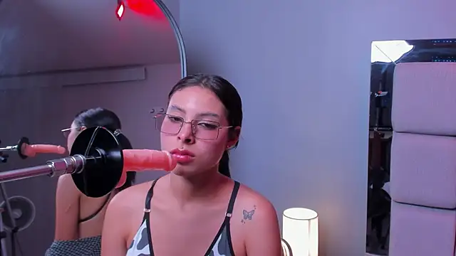 Lia owenss online show from 03.14.26