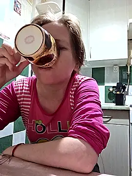  LOLA-LOLA  online show from 04.25.26