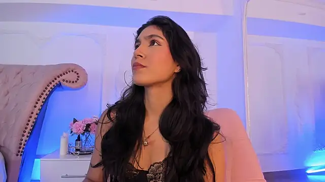 LucianaBlanco  online show from 04.11.26