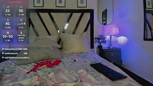 Violettaa Stone online show from 04.03.26