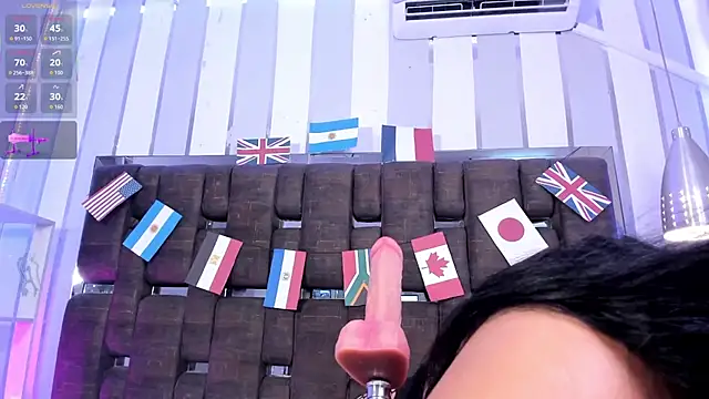 NinaBloom  online show from 07.18.26