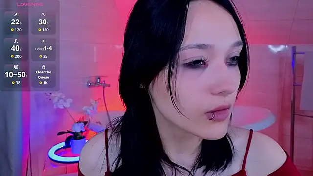 DarcyBlackwood online show from 06.17.26