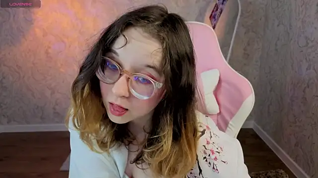 Aleks-caster online show from 04.22.26