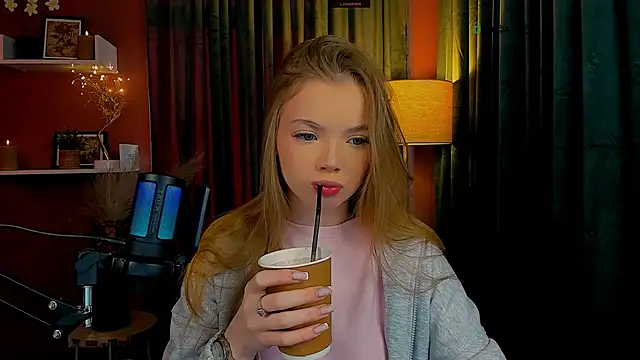 maddy moah online show from 04.27.26