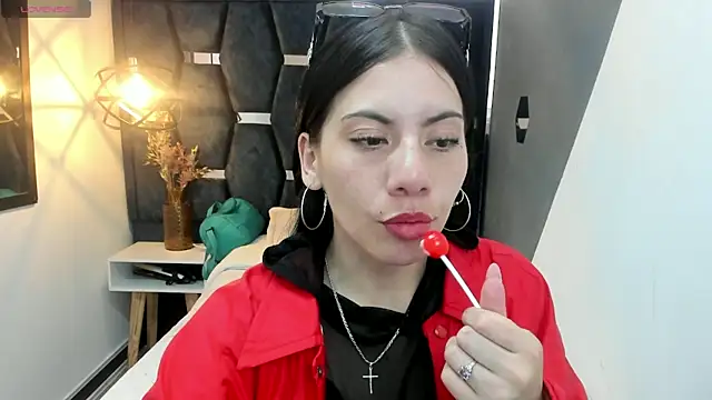 Abril Fox   online show from 05.19.26