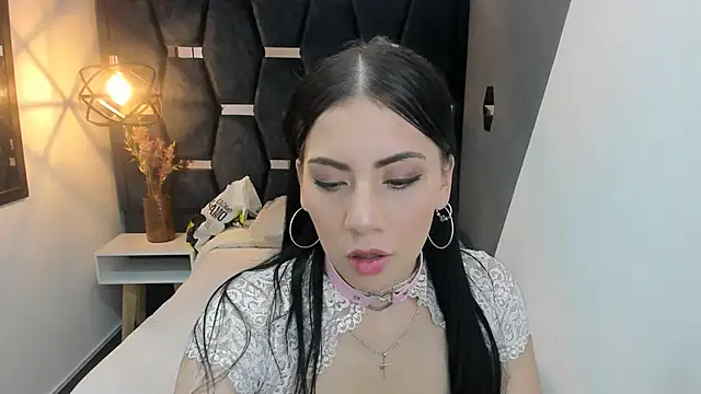 Abril Fox   online show from 05.21.26