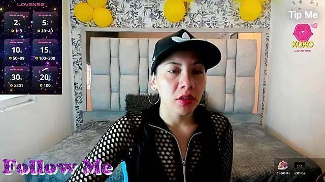Abril Fox   online show from 06.22.26