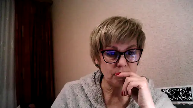 Snapshot of TatkaYang chatting on 03.12.26 TatkaYang online show from 03.12.26