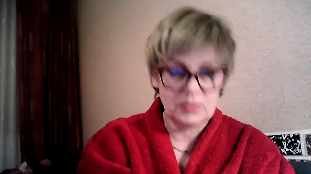 Snapshot of TatkaYang chatting on 03.13.26 TatkaYang online show from 03.13.26