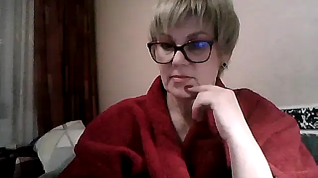 Snapshot of TatkaYang chatting on 03.15.26 TatkaYang online show from 03.15.26